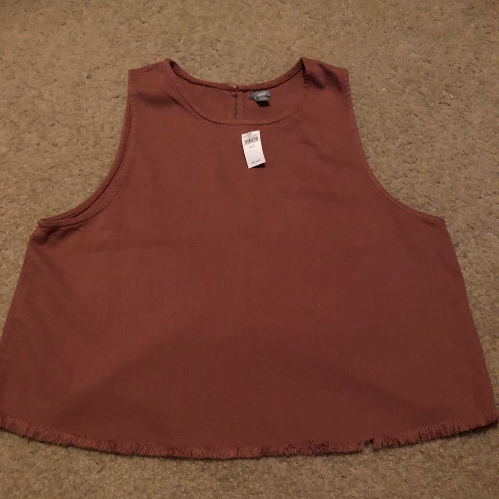 NWT!! Sleeveless Blouse